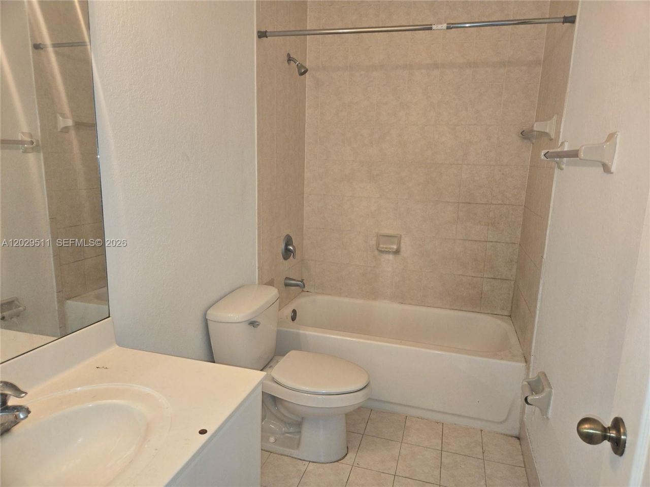 1658 SE 28th Ct, Unit 202, Homestead, FL 33035 Photo