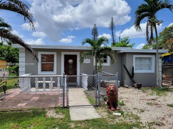 1752 Lauderdale Manor Dr , Fort Lauderdale, FL 33311