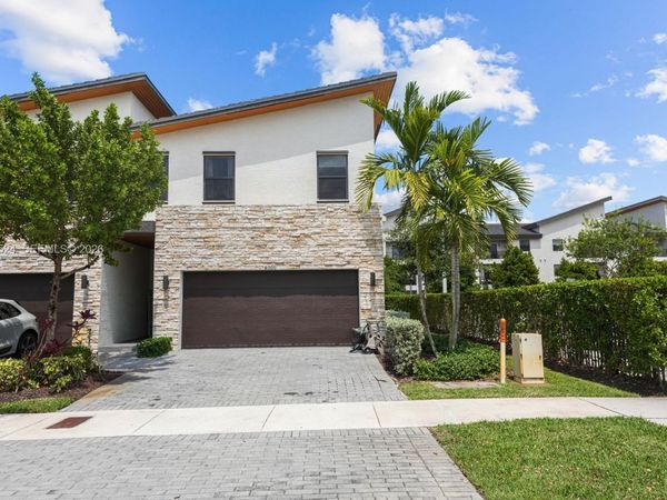 8005 NW 104th Ct , Unit 8005, Doral, FL 33178