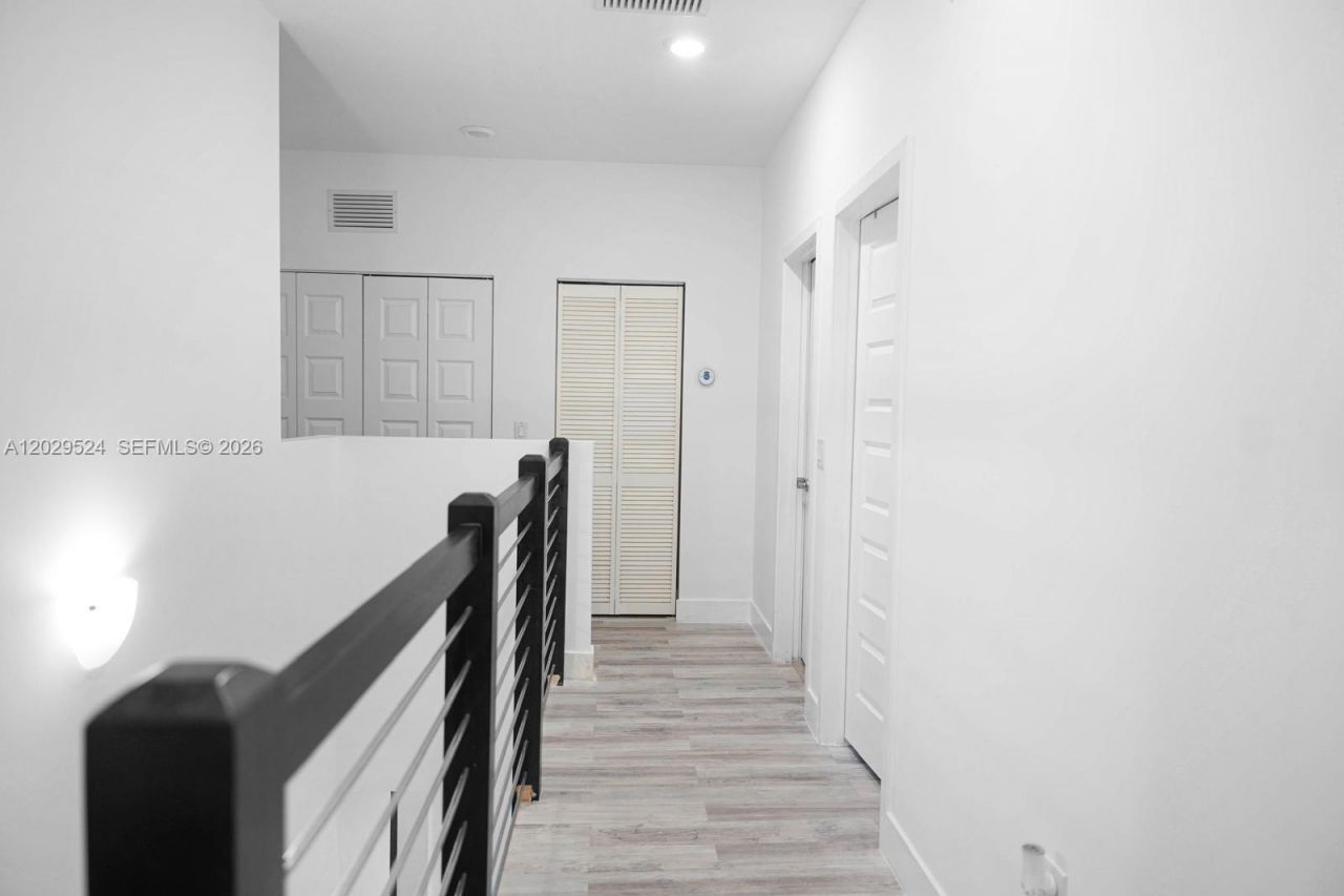 8005 NW 104th Ct , Unit 8005, Doral, FL 33178 Photo