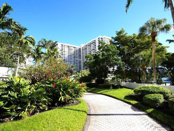 600 Three Islands Blvd, Unit 1416, Hallandale Beach, FL 33009