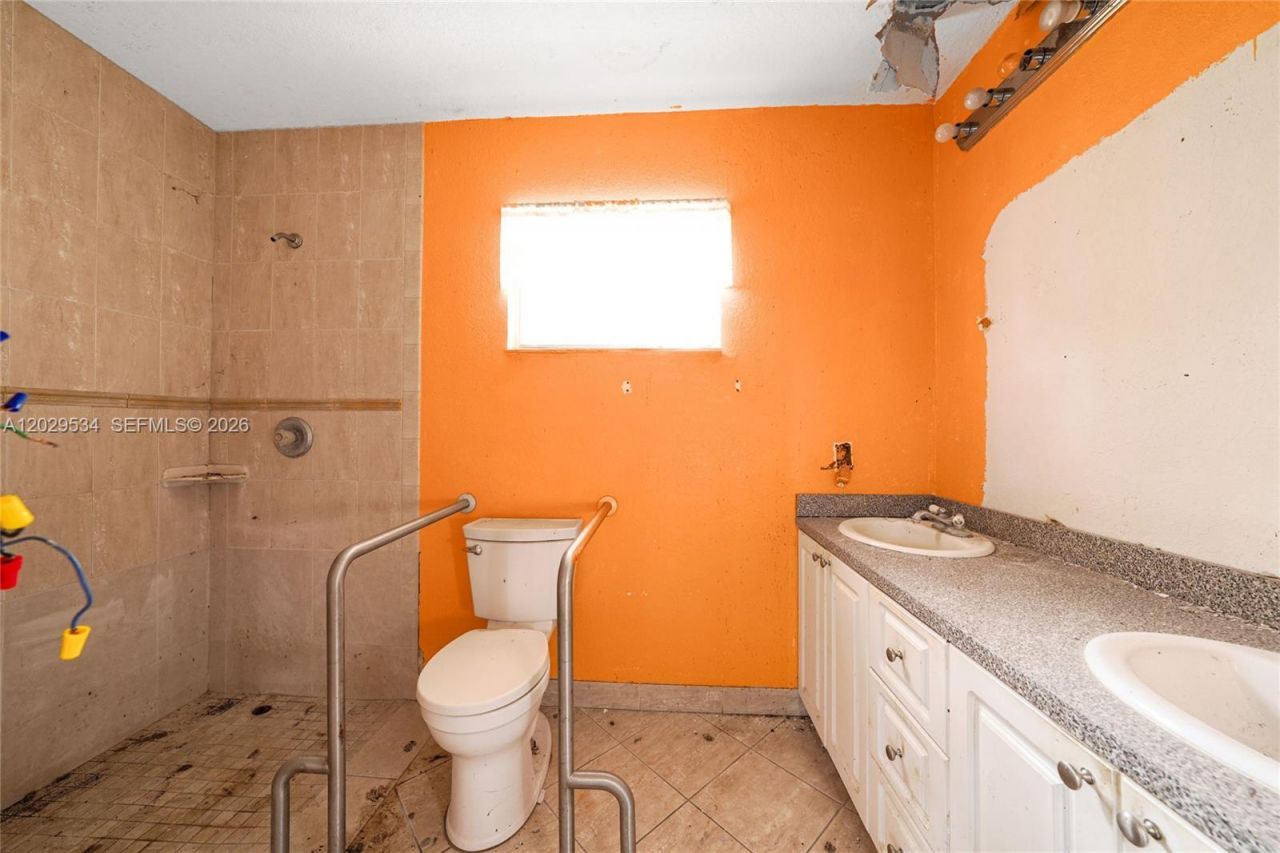 546 NW 8th Ave , Homestead, FL 33030 Photo