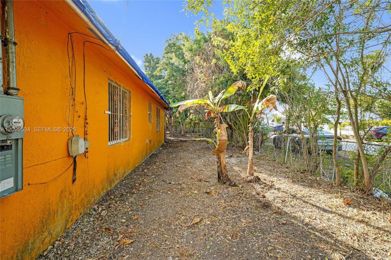 546 NW 8th Ave , Homestead, FL 33030 Photo