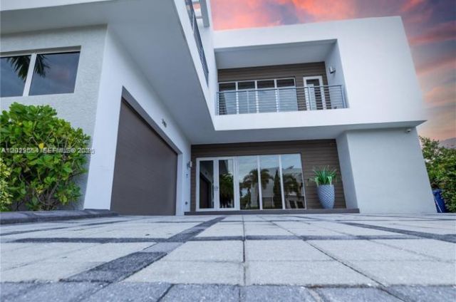 7480 NW 99th Ave , Doral, FL 33178 Photo