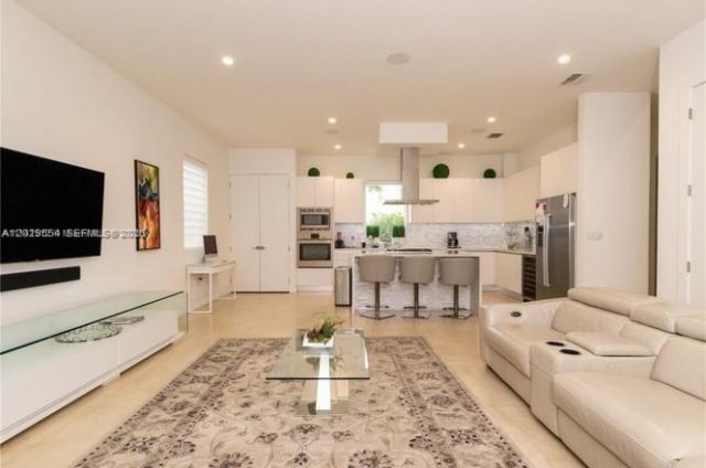 7480 NW 99th Ave , Doral, FL 33178 Photo