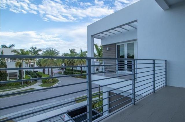 7480 NW 99th Ave , Doral, FL 33178 Photo