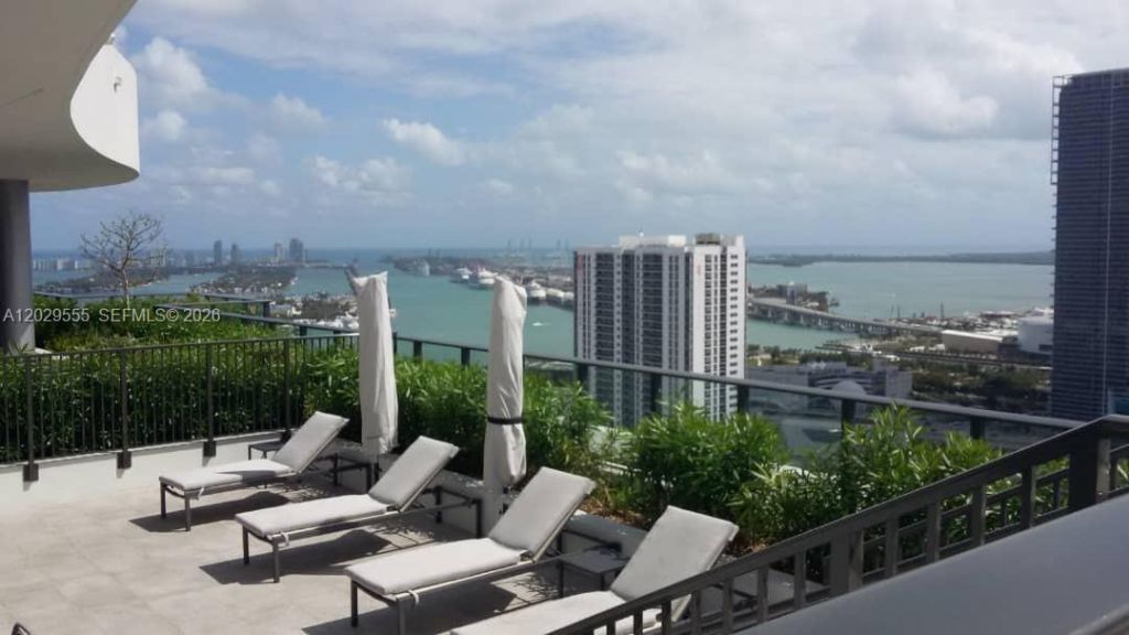 1600 NE 1st Ave , Unit 1117, Miami, FL 33132 Photo