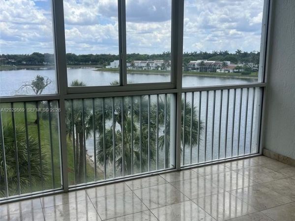 10750 NW 66th St , Unit 401, Doral, FL 33178