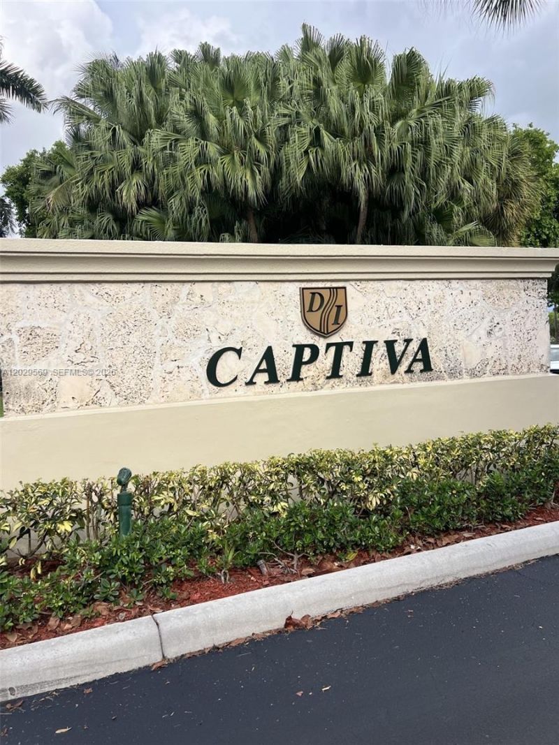 10750 NW 66th St , Unit 401, Doral, FL 33178 Photo