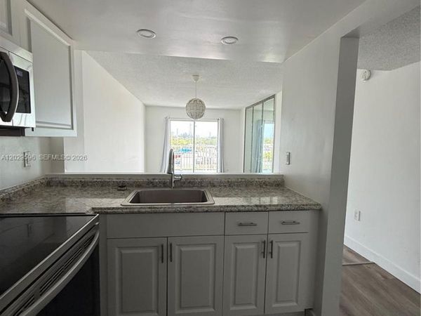 16465 NE 22nd Ave , Unit 610, North Miami Beach, FL 33160