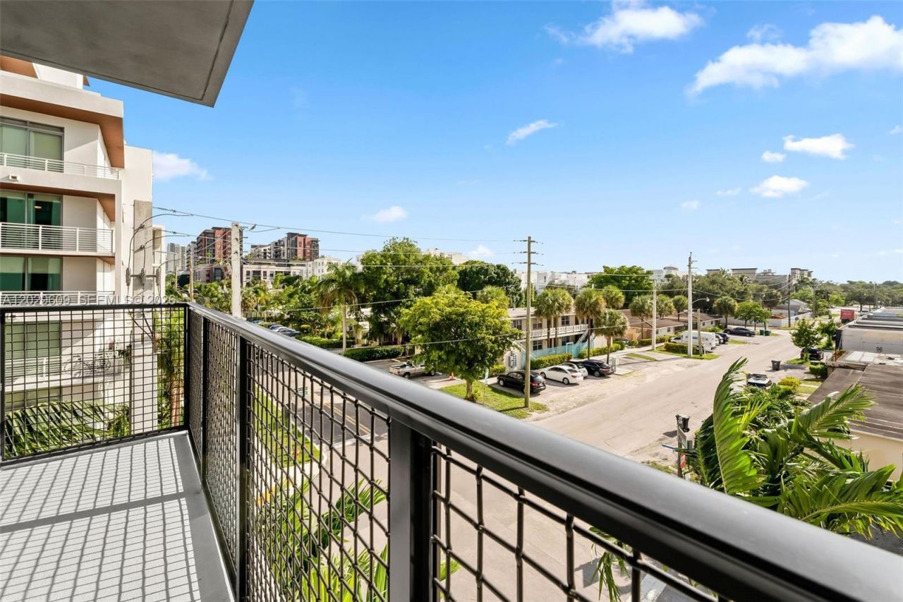 555 NE 8th St , Unit 0506, Fort Lauderdale, FL 33304 Photo