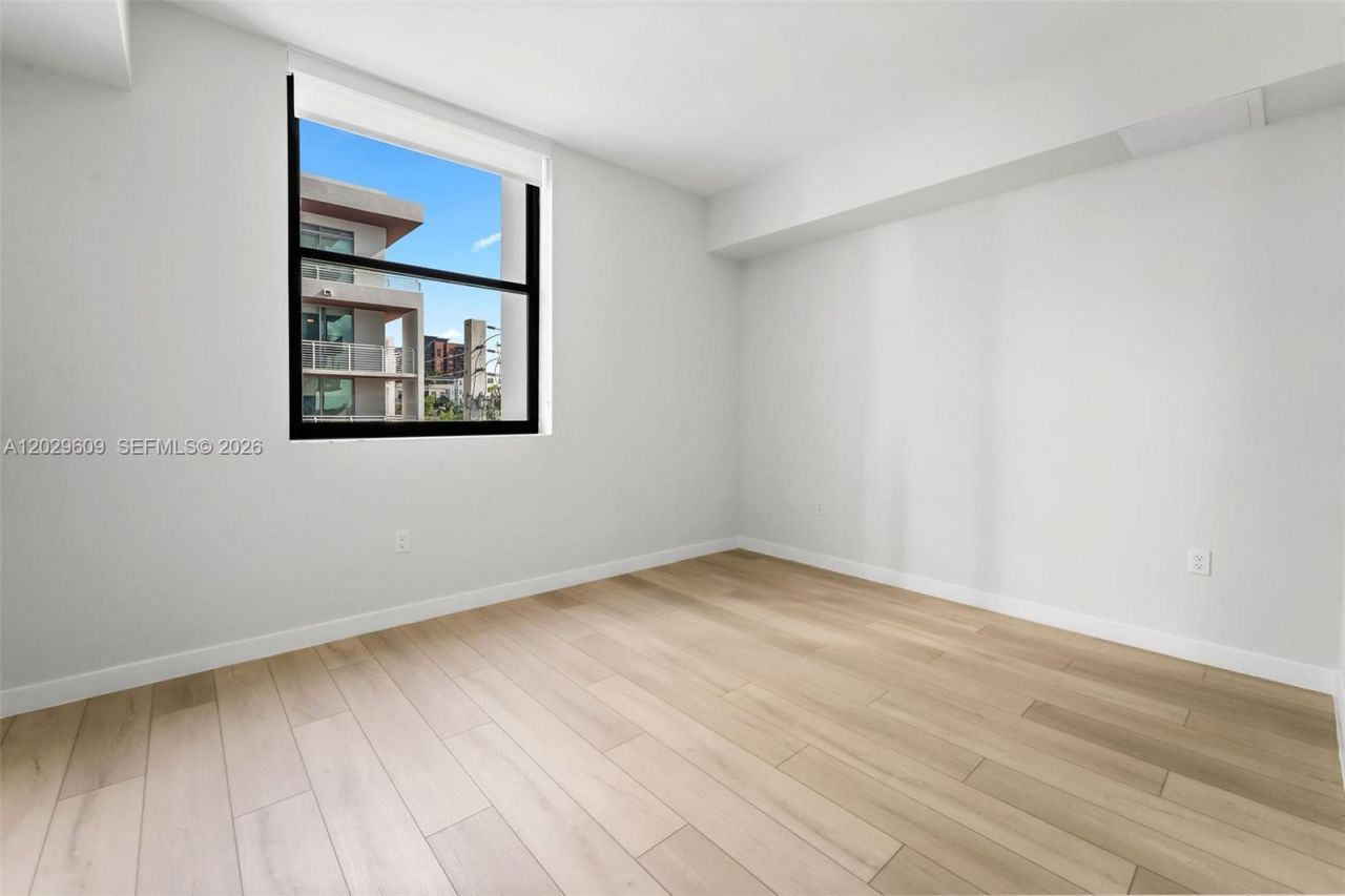 555 NE 8th St , Unit 0506, Fort Lauderdale, FL 33304 Photo