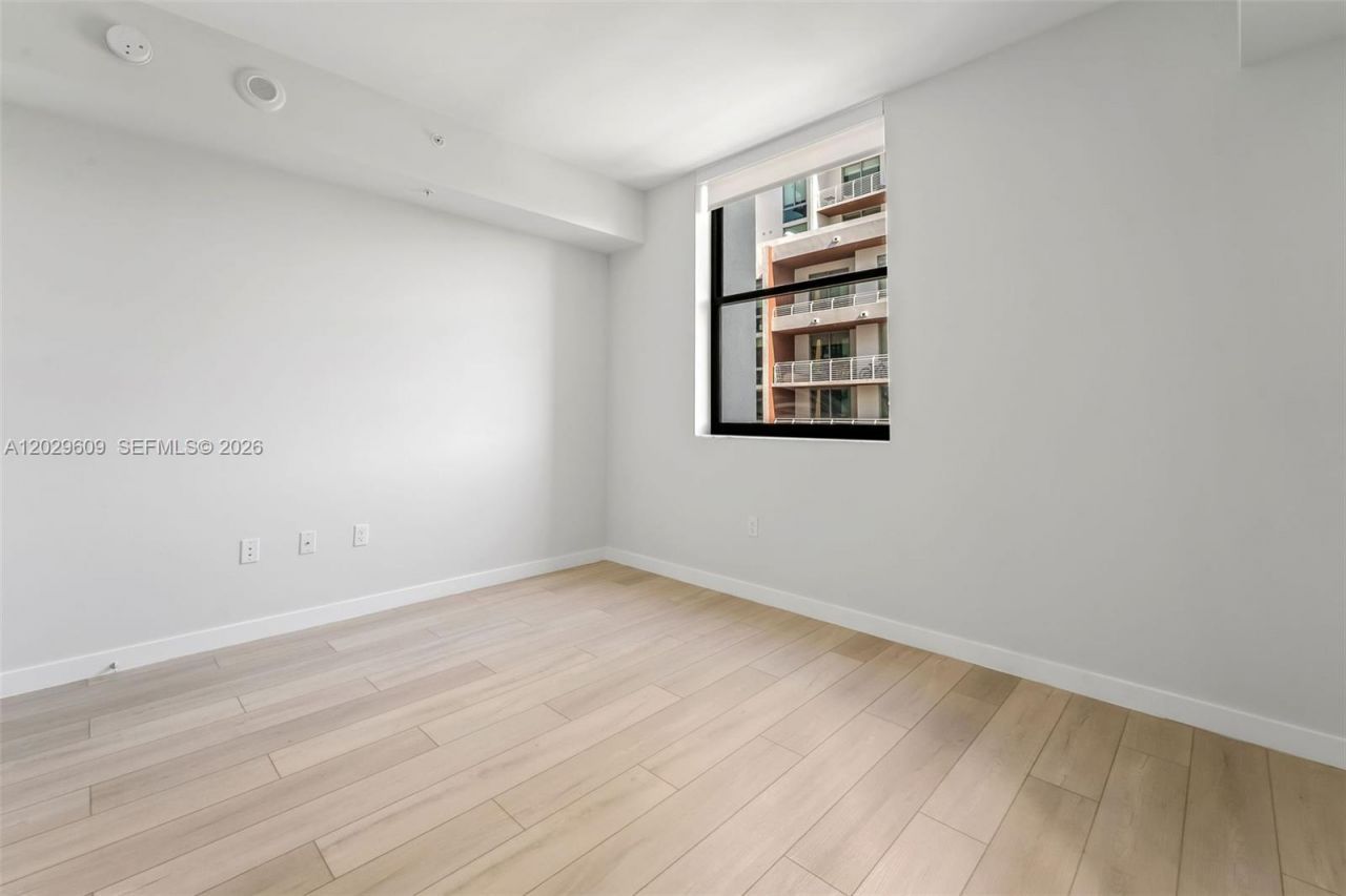 555 NE 8th St , Unit 0506, Fort Lauderdale, FL 33304 Photo