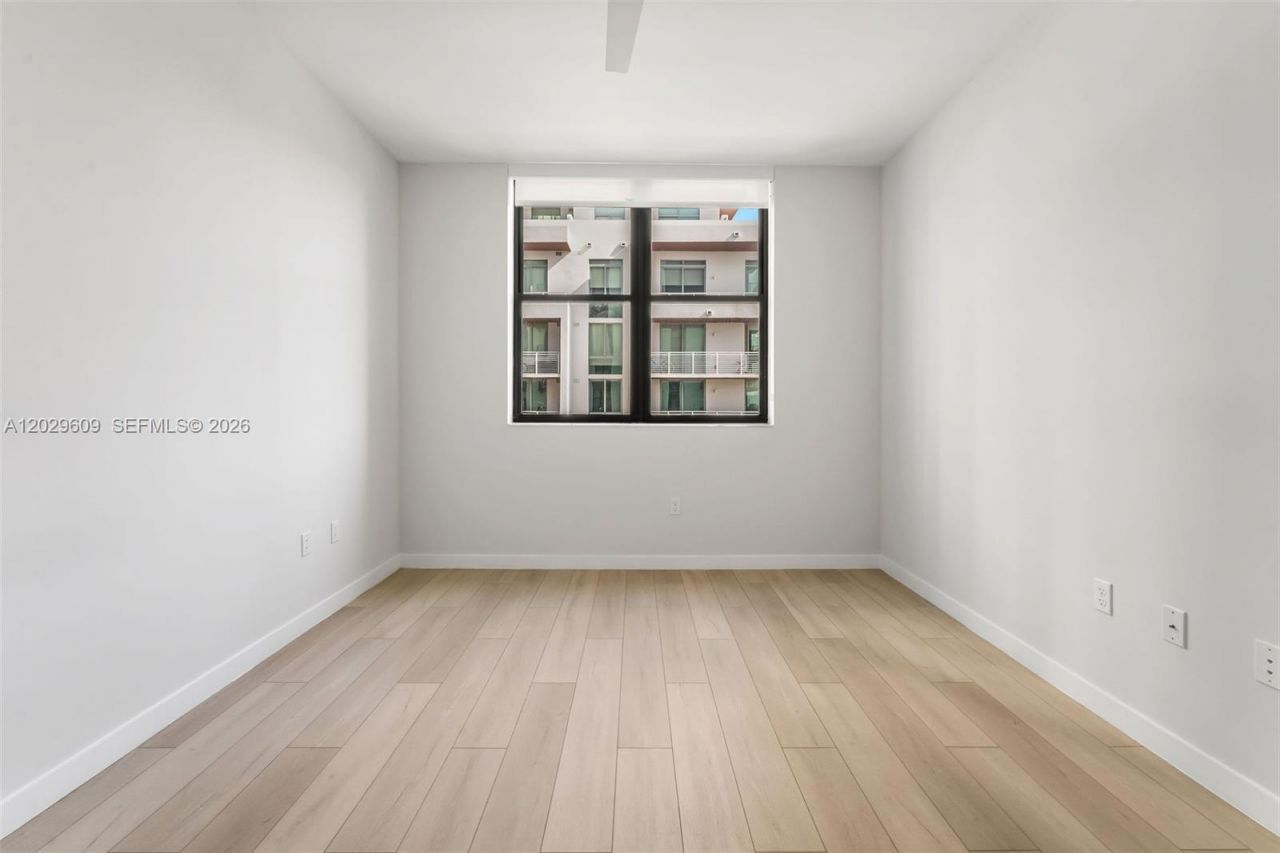555 NE 8th St , Unit 0506, Fort Lauderdale, FL 33304 Photo
