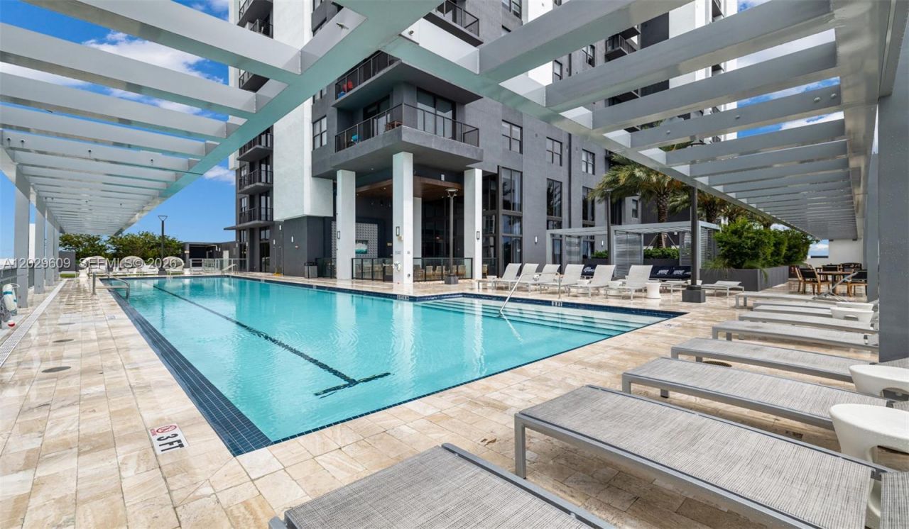 555 NE 8th St , Unit 0506, Fort Lauderdale, FL 33304 Photo