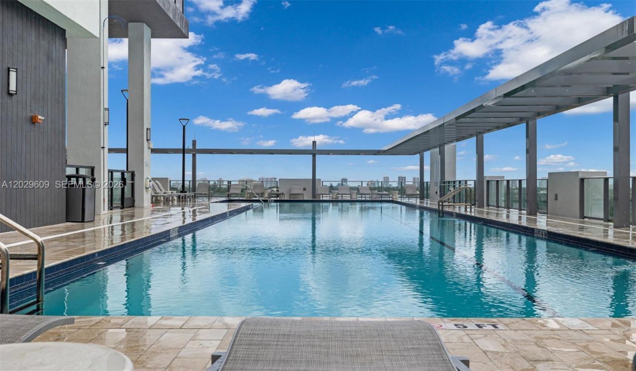 555 NE 8th St , Unit 0506, Fort Lauderdale, FL 33304 Photo