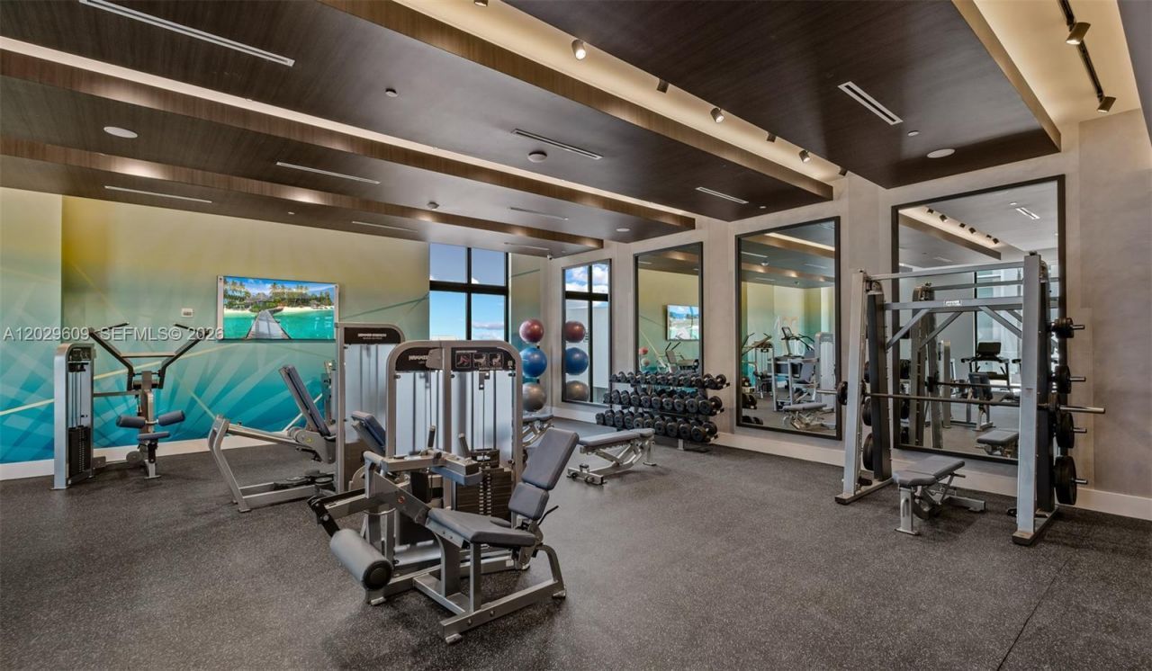 555 NE 8th St , Unit 0506, Fort Lauderdale, FL 33304 Photo