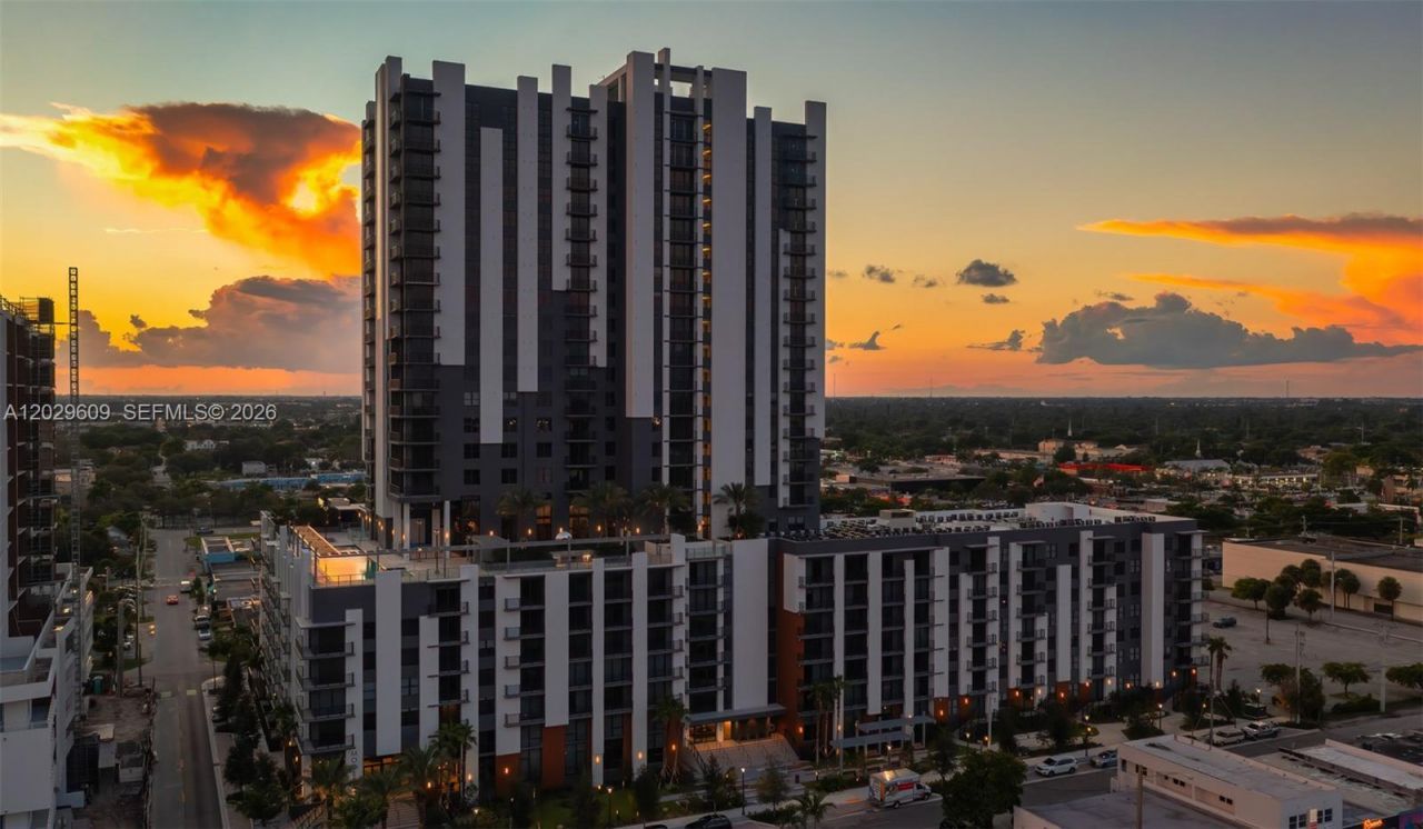 555 NE 8th St , Unit 0506, Fort Lauderdale, FL 33304 Photo