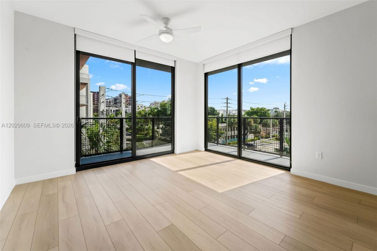 555 NE 8th St , Unit 0506, Fort Lauderdale, FL 33304 Photo