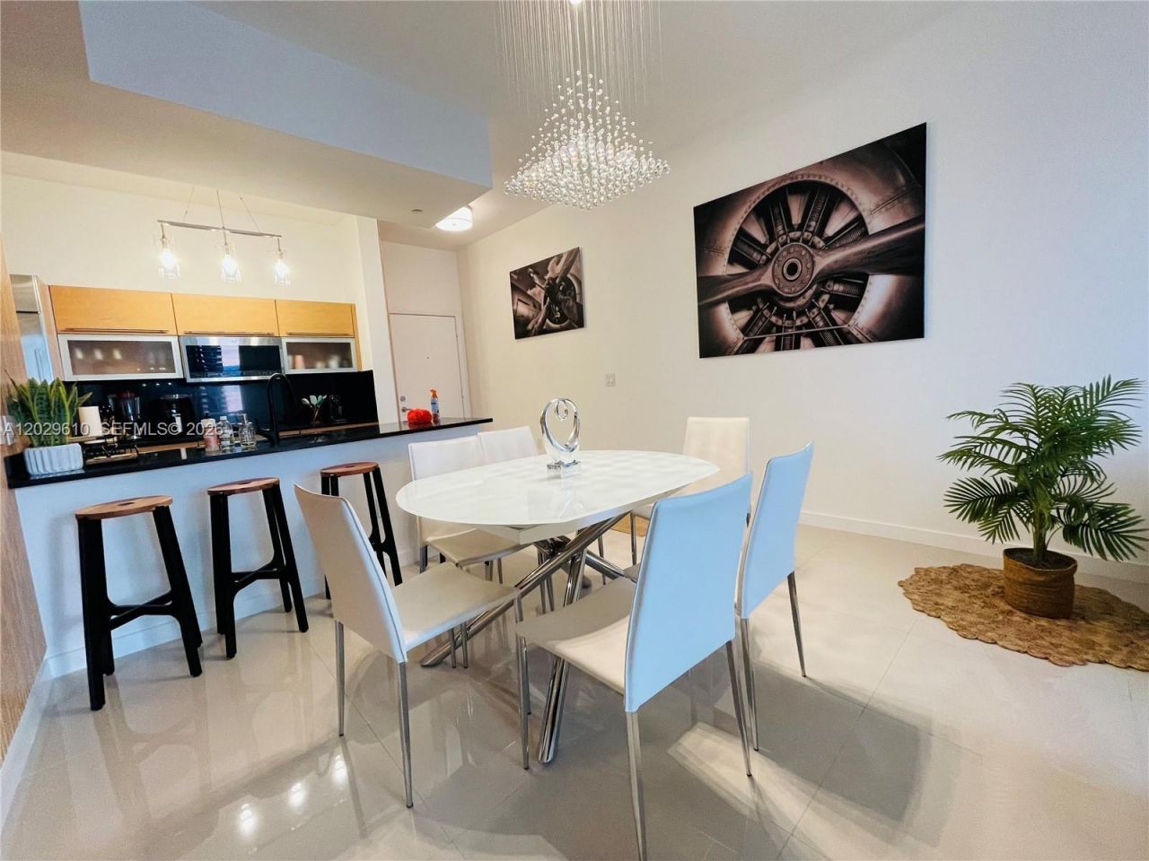 950 Brickell Bay Dr, Unit 4400, Miami, FL 33131 Photo