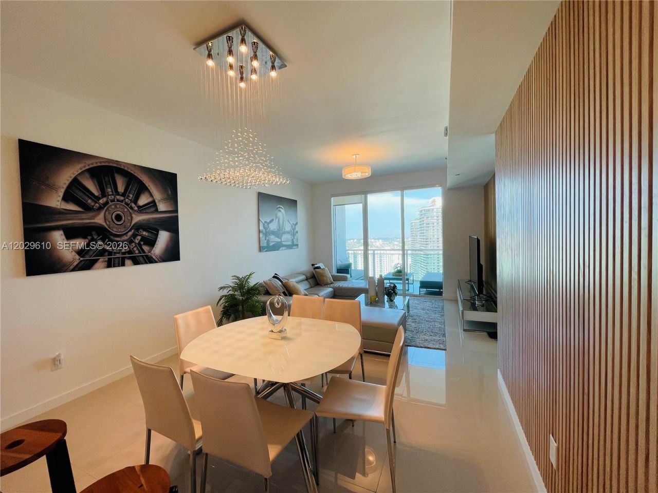 950 Brickell Bay Dr, Unit 4400, Miami, FL 33131 Photo
