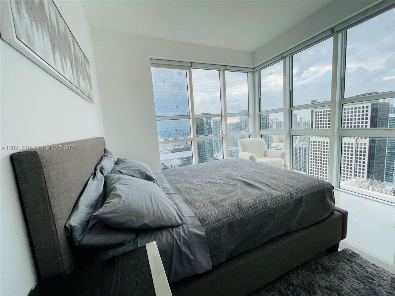 950 Brickell Bay Dr, Unit 4400, Miami, FL 33131 Photo