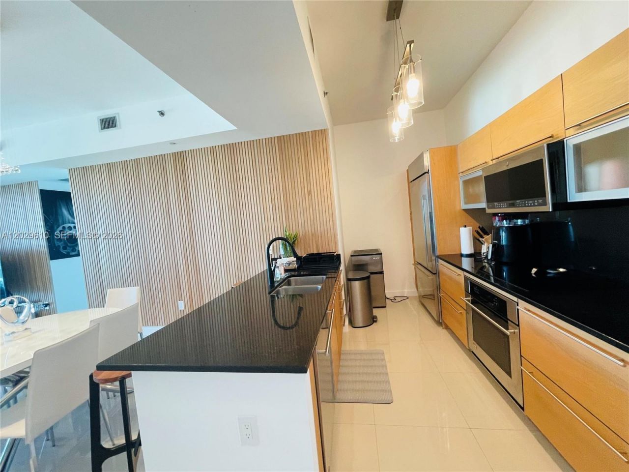 950 Brickell Bay Dr, Unit 4400, Miami, FL 33131 Photo