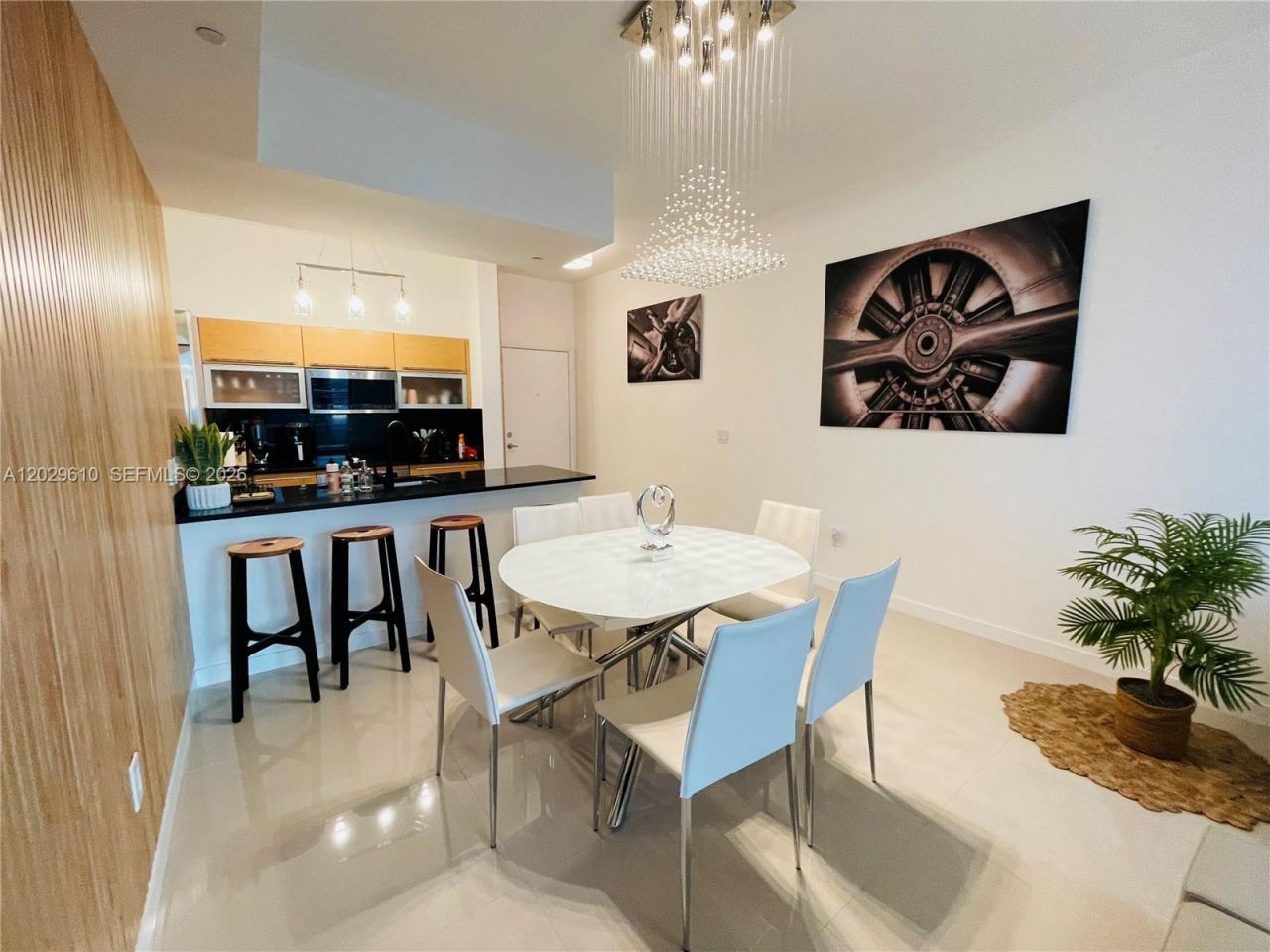 950 Brickell Bay Dr, Unit 4400, Miami, FL 33131 Photo