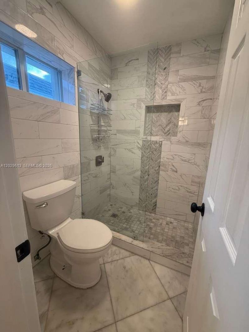 824 SW 12 Place, Fort Lauderdale, FL 33315 Photo