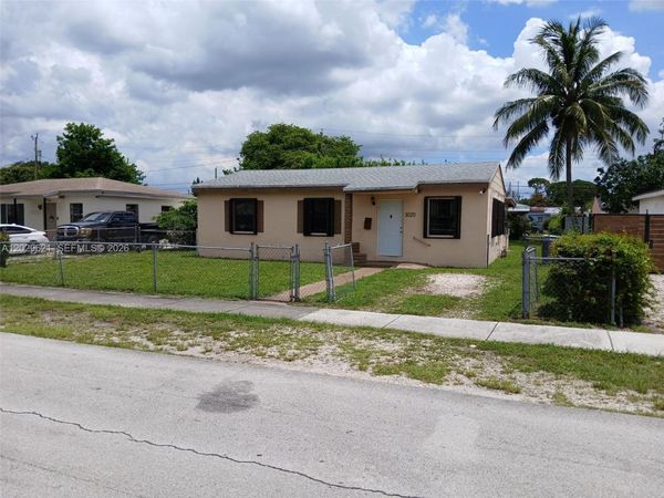 3020 NW 152nd Ter , Miami Gardens, FL 33054
