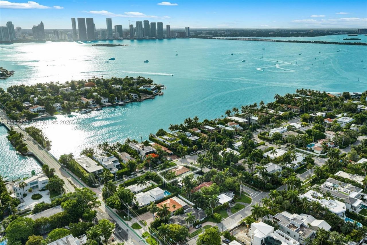 455 W Dilido Dr, Miami Beach, FL 33139 Photo