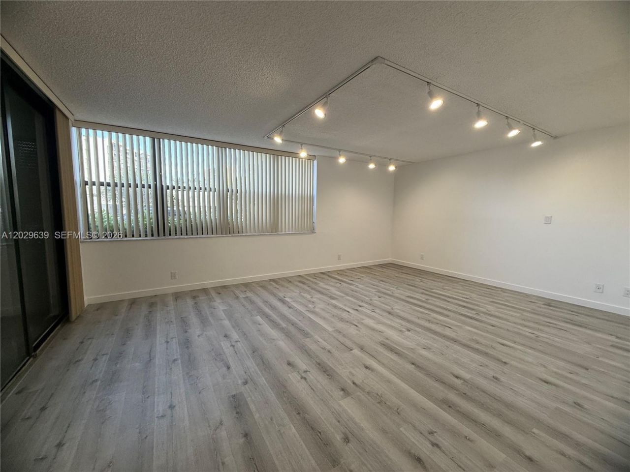 20441 NE 30th Ave, Unit 112-9, Aventura, FL 33180 Photo
