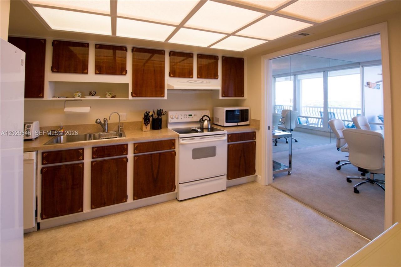 2200 S Ocean Ln , Unit 808, Fort Lauderdale, FL 33316 Photo