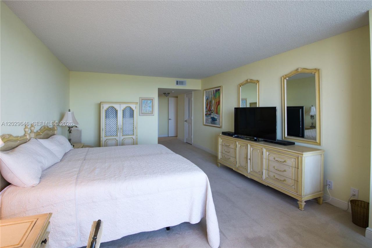 2200 S Ocean Ln , Unit 808, Fort Lauderdale, FL 33316 Photo