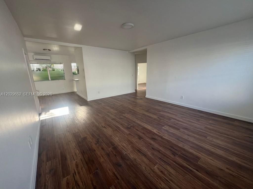855 80th St, Unit 4, Miami Beach, FL 33141 Photo