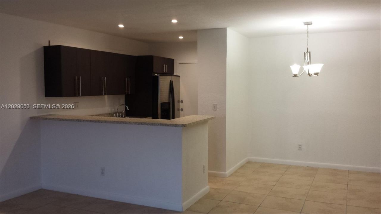 7473 SW 82nd St , Unit A313, Miami, FL 33143 Photo