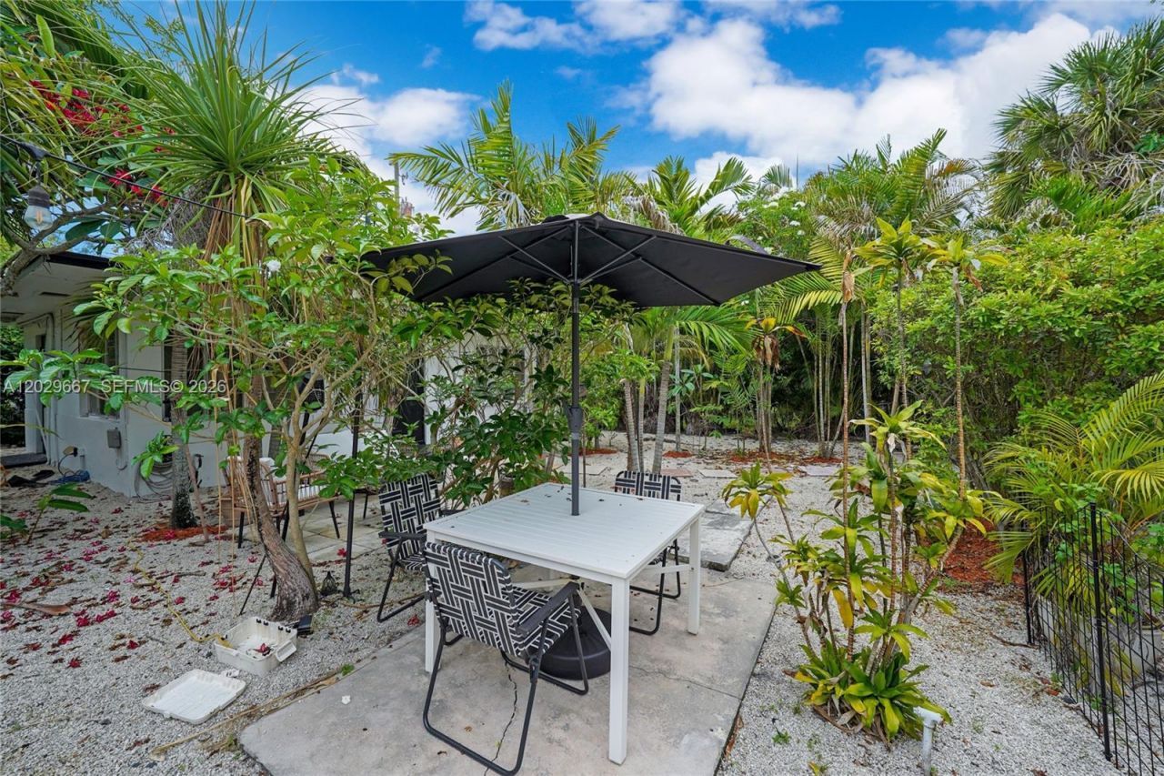 725 SW 2nd Ct, Unit 2, Fort Lauderdale, FL 33312 Photo