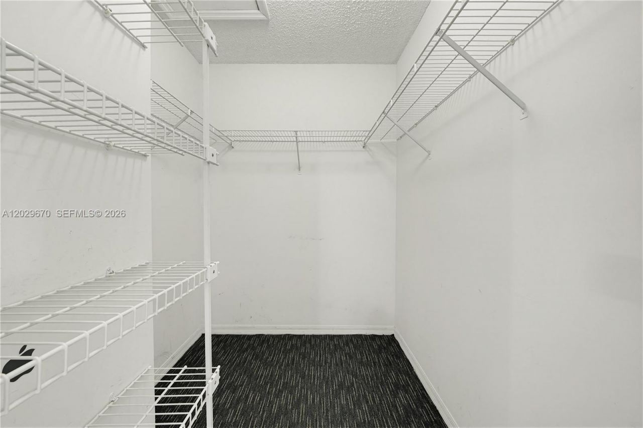 8185 NW 8th St , Unit F5, Miami, FL 33126 Photo