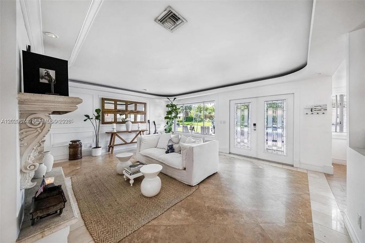 1255 NE 93rd St , Miami Shores, FL 33138 Photo