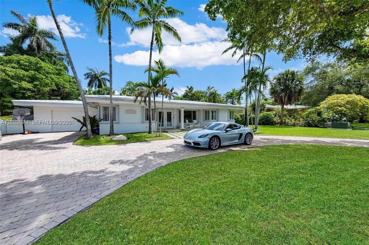 1255 NE 93rd St , Miami Shores, FL 33138 Photo