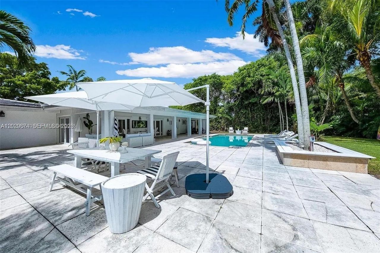 1255 NE 93rd St , Miami Shores, FL 33138 Photo