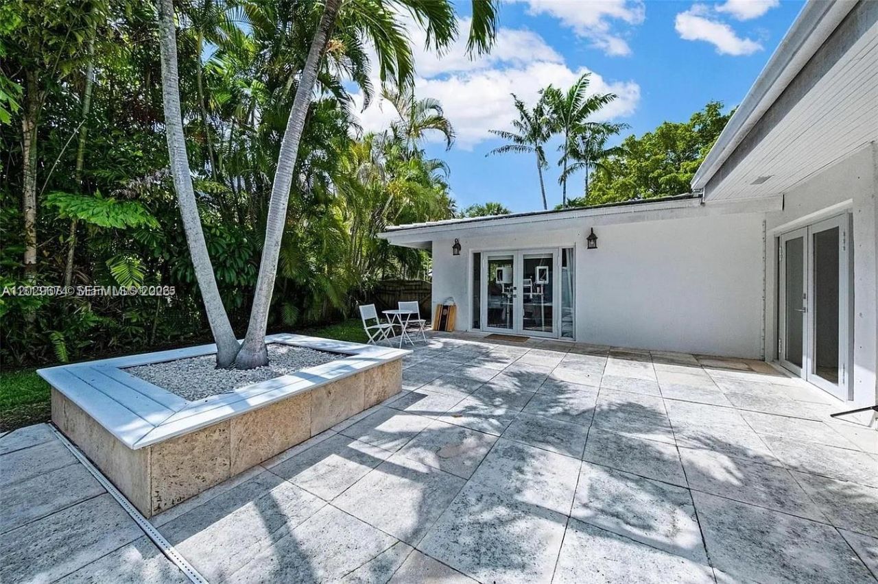 1255 NE 93rd St , Miami Shores, FL 33138 Photo
