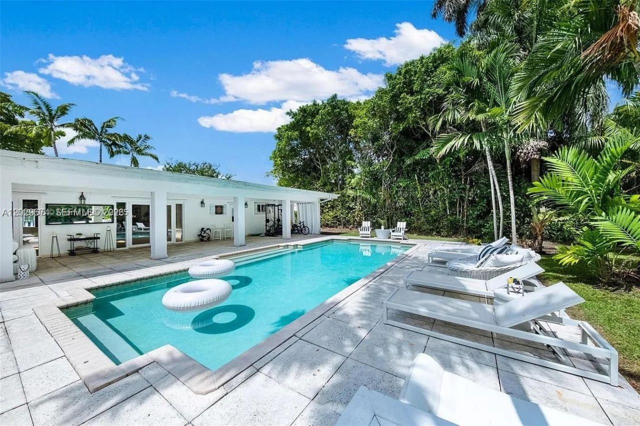 1255 NE 93rd St , Miami Shores, FL 33138 Photo