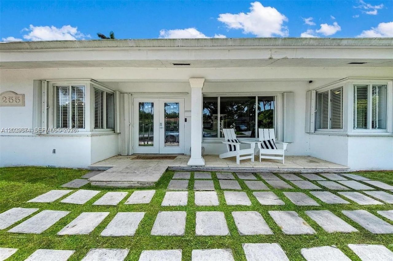 1255 NE 93rd St , Miami Shores, FL 33138 Photo