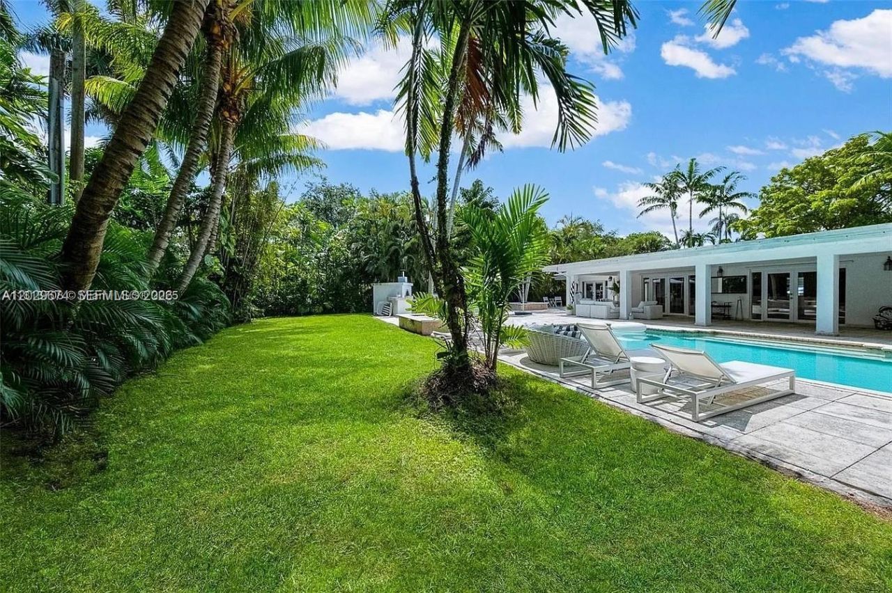 1255 NE 93rd St , Miami Shores, FL 33138 Photo