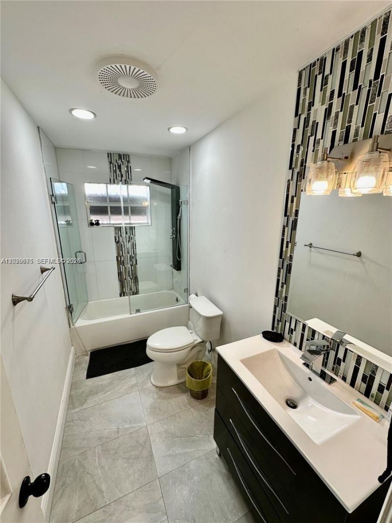 5424 Garfield St , Hollywood, FL 33021 Photo