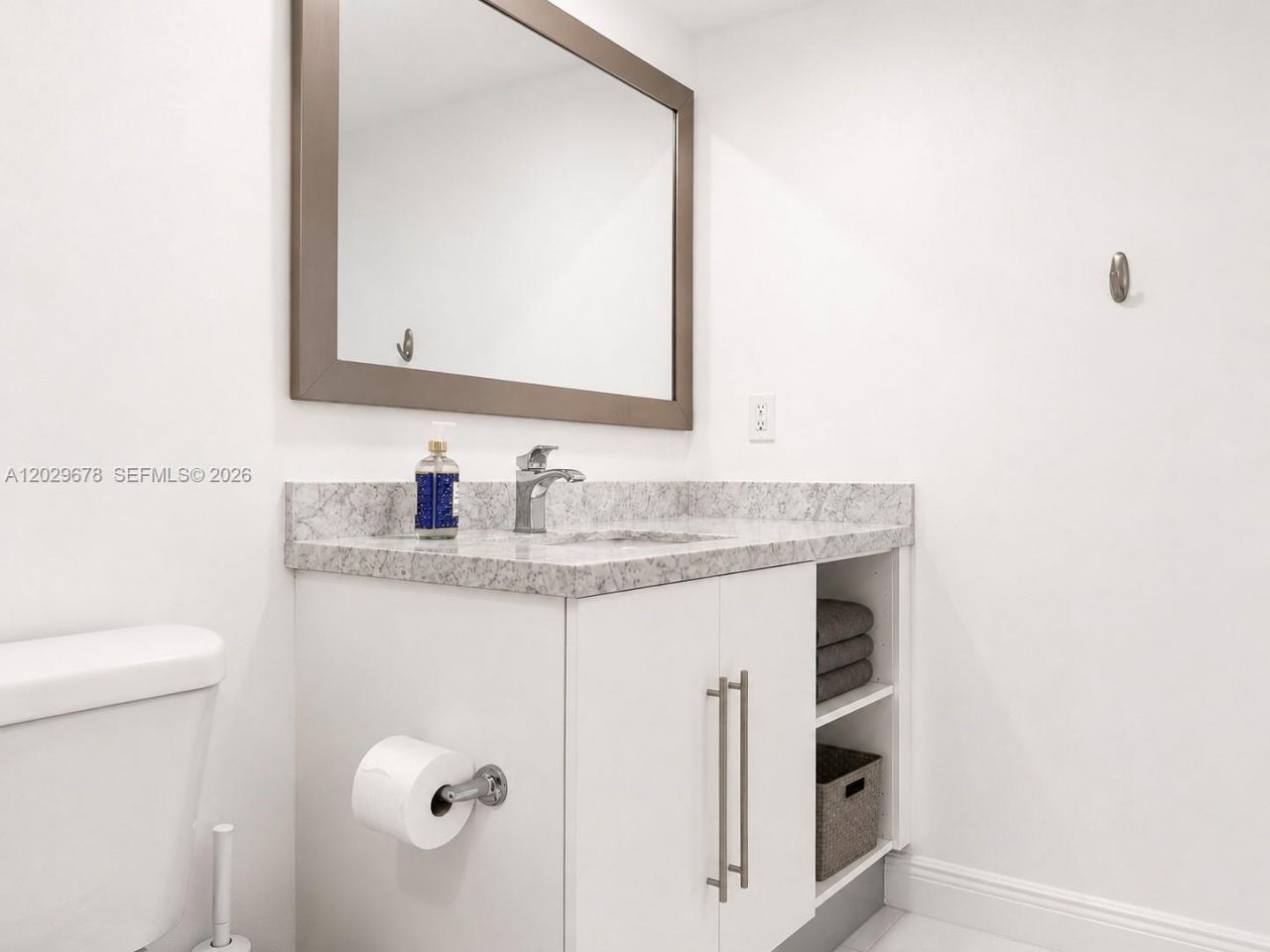 325 S Biscayne Blvd , Unit 717, Miami, FL 33131 Photo