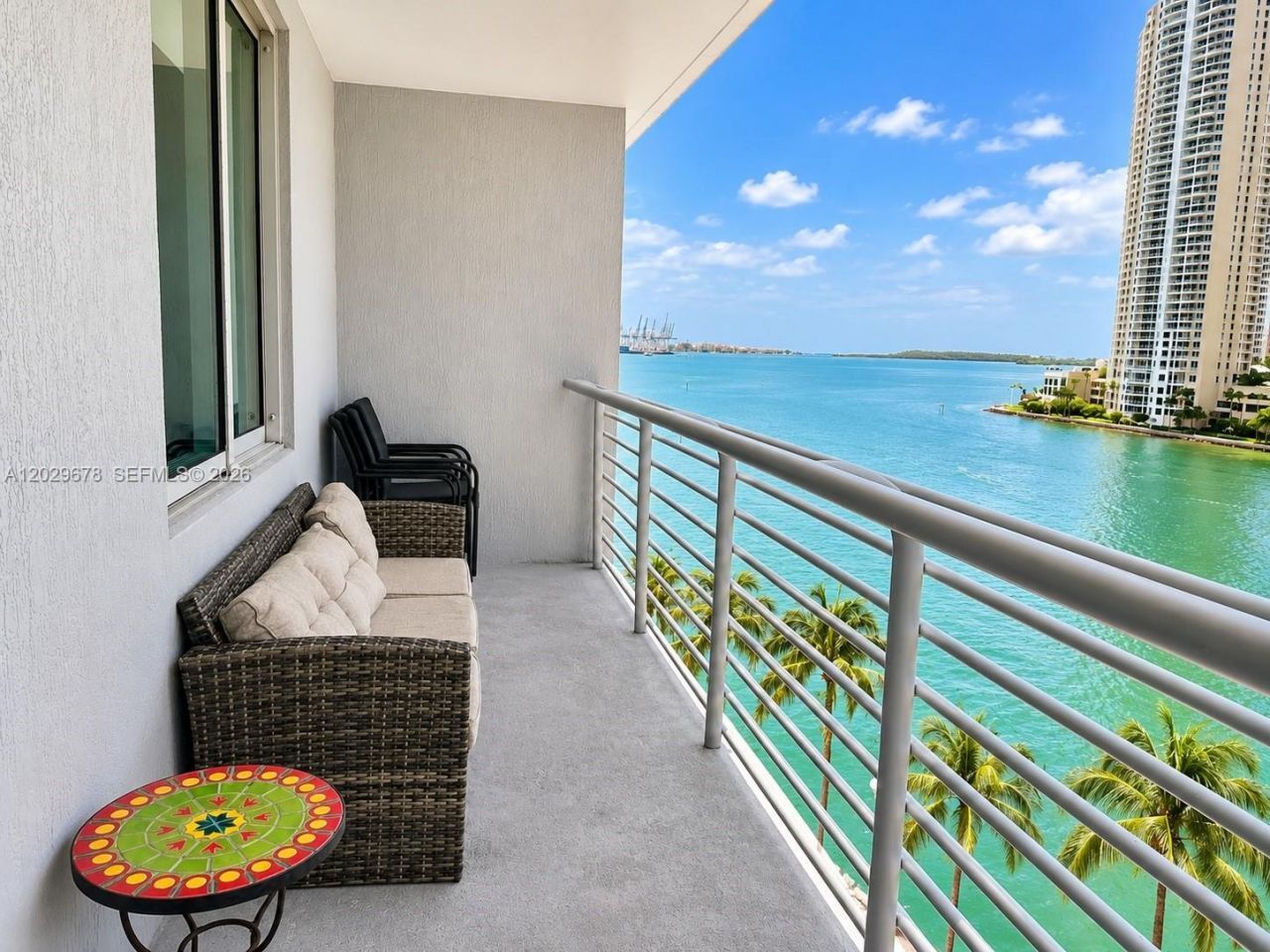 325 S Biscayne Blvd , Unit 717, Miami, FL 33131 Photo