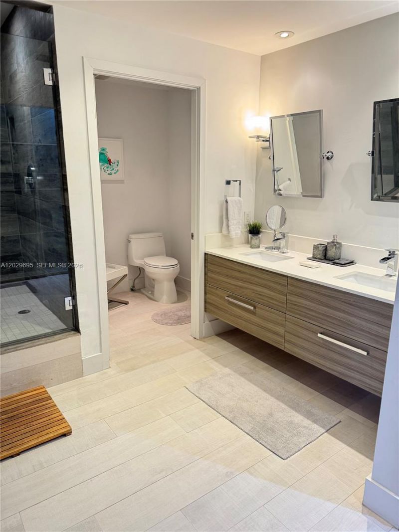 151 Crandon Blvd, Unit 405, Key Biscayne, FL 33149 Photo