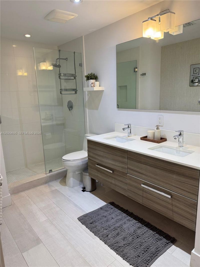 151 Crandon Blvd, Unit 405, Key Biscayne, FL 33149 Photo